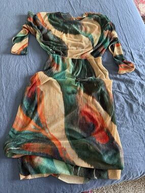 Never Fully Dressed Multicolor Midi maxi Dress in Green size 6 plisse